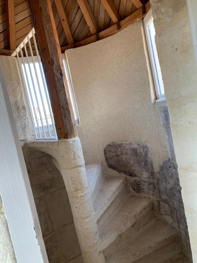 Appartement Classe "La Tour" Dole Exterior foto